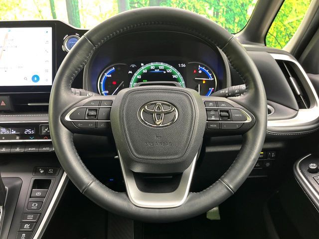 TOYOTA NOAH HYBRID 2022