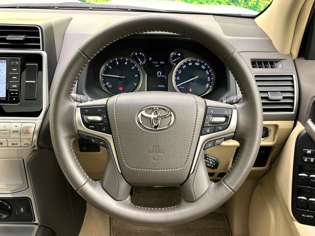 TOYOTA LANDCRUISER PRADO 2022