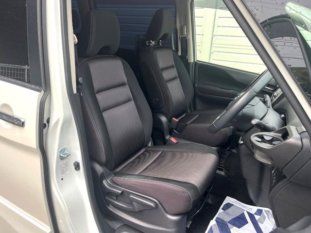 NISSAN SERENA  S-HYBRID 2017