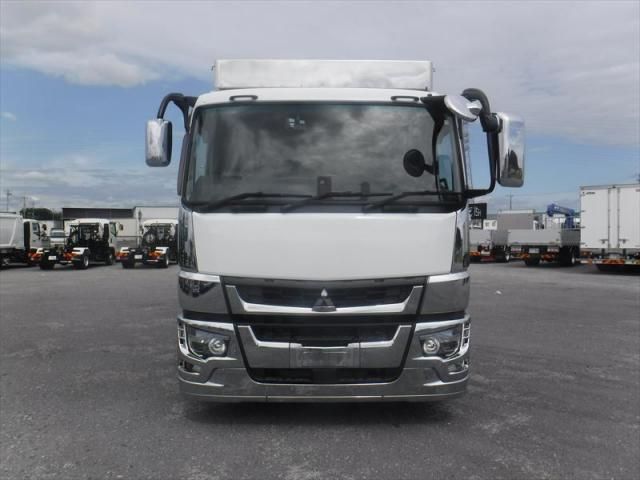 MITSUBISHI FUSOU SUPER GREAT 2018