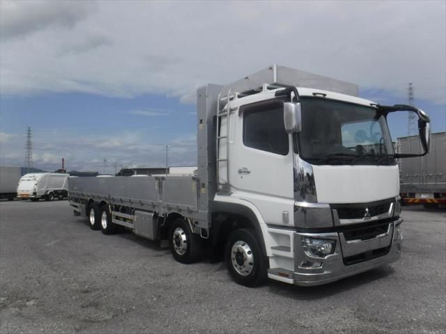 MITSUBISHI FUSOU SUPER GREAT 2018