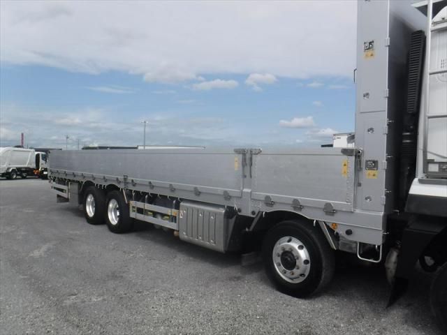 MITSUBISHI FUSOU SUPER GREAT 2018