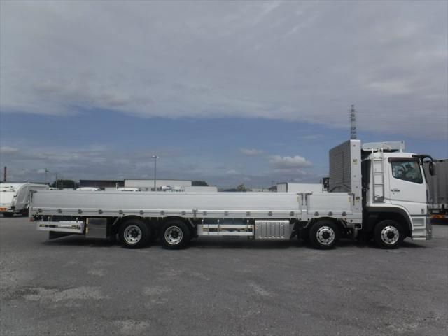 MITSUBISHI FUSOU SUPER GREAT 2018