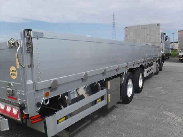 MITSUBISHI FUSOU SUPER GREAT 2018