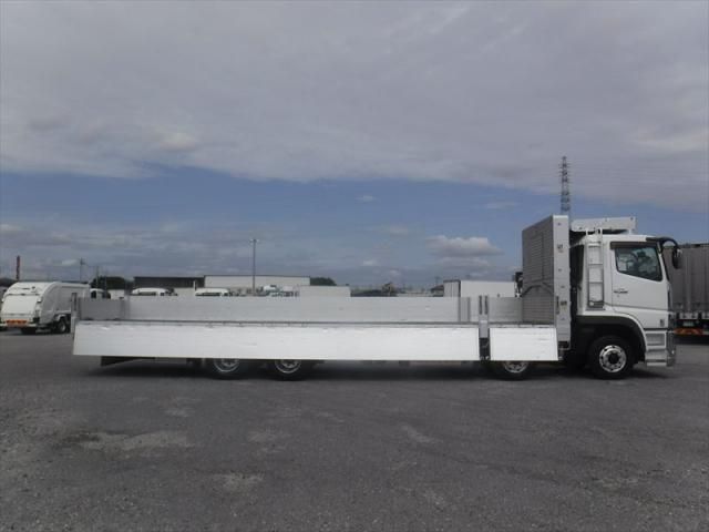 MITSUBISHI FUSOU SUPER GREAT 2018