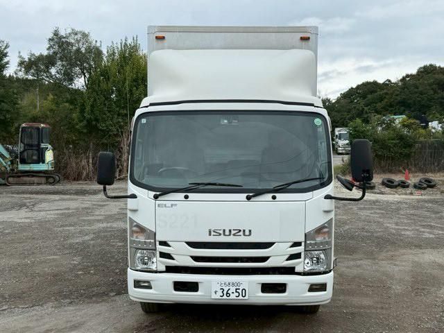 ISUZU ELF 2018