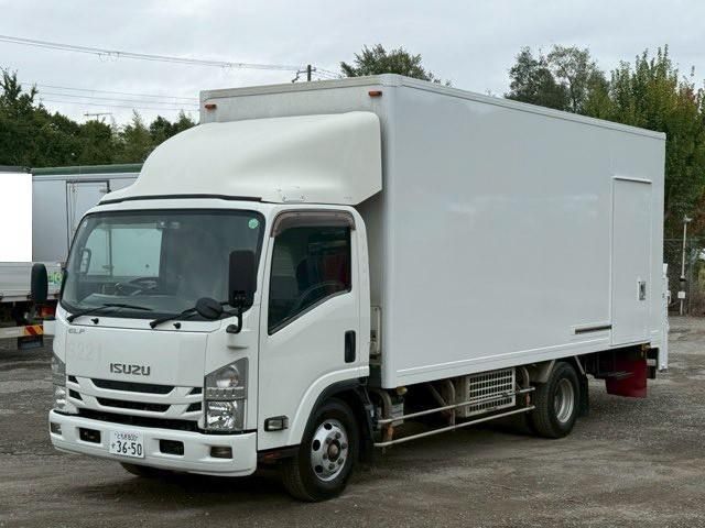 ISUZU ELF 2018