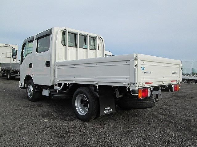 ISUZU ELF 2025