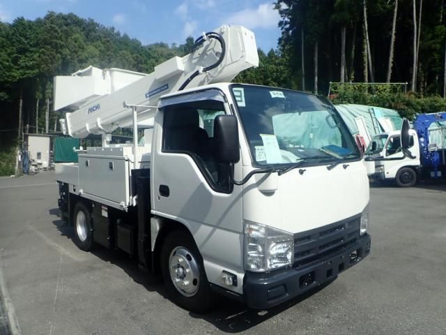 ISUZU ELF 2012