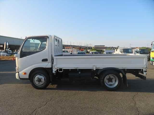 HINO DUTRO 2020