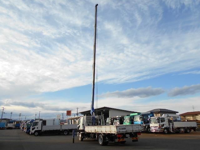 MITSUBISHI FUSOU FIGHTER 2012