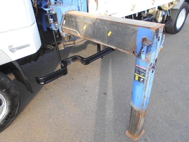 MITSUBISHI FUSOU FIGHTER 2012