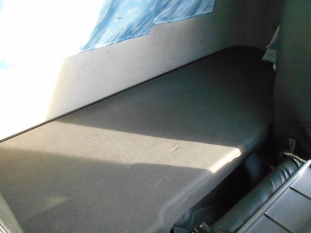 MITSUBISHI FUSOU FIGHTER 2012