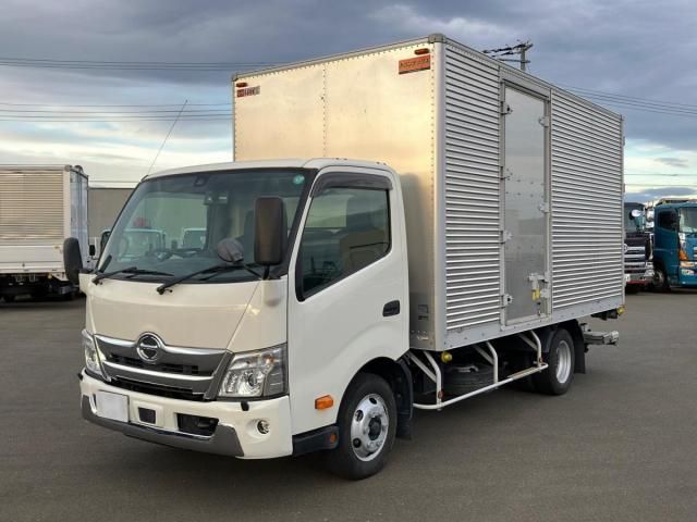 HINO DUTRO 2022