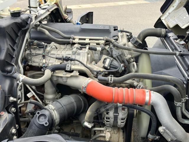 MITSUBISHI CANTER 2022