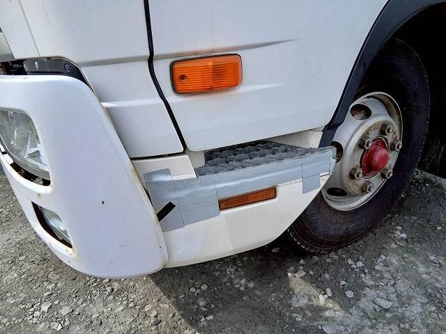 NISSAN DIESEL CONDOR 2013