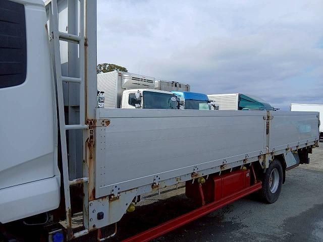 NISSAN DIESEL CONDOR 2013