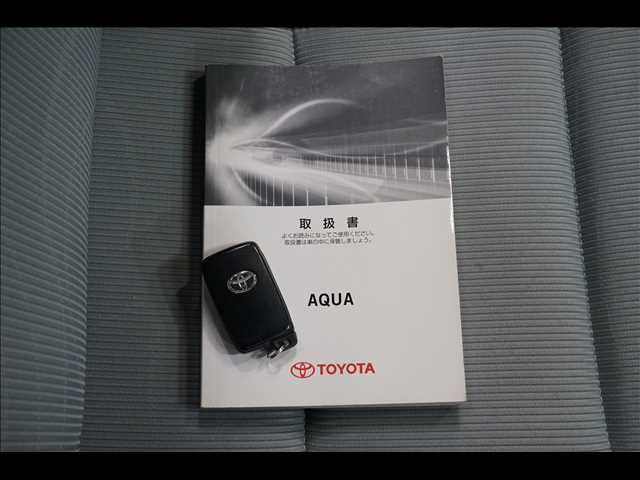 TOYOTA AQUA 2013