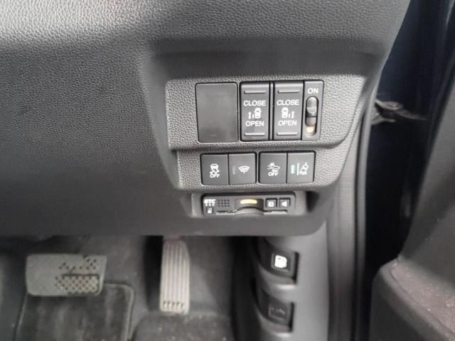 HONDA FREED plus HYBRID 2020