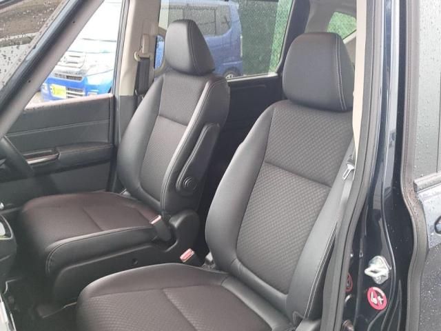 HONDA FREED plus HYBRID 2020