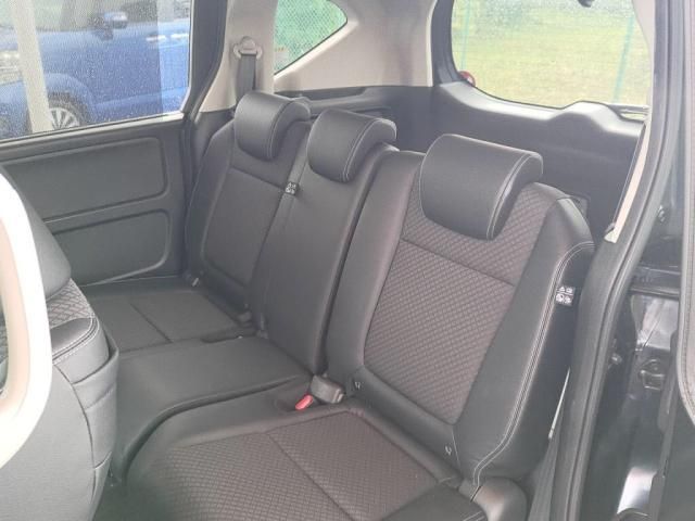 HONDA FREED plus HYBRID 2020