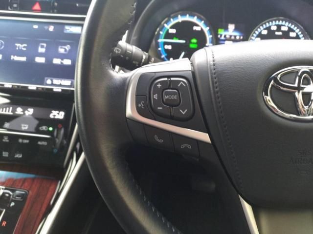 TOYOTA HARRIER HYBRID 2017