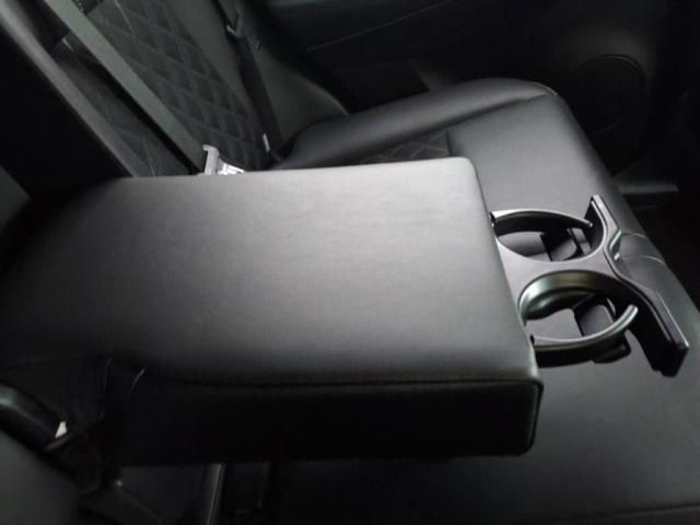 TOYOTA HARRIER HYBRID 2017