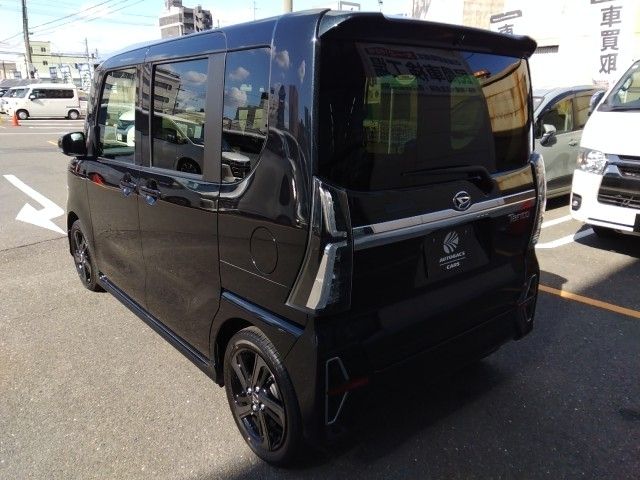 DAIHATSU TANTO CUSTOM 2020