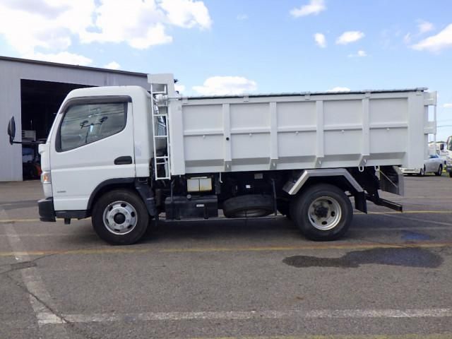 MITSUBISHI CANTER 2019