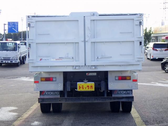 MITSUBISHI CANTER 2019