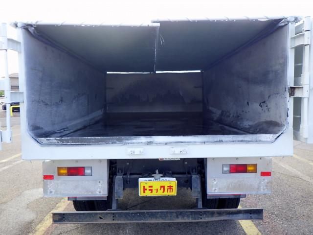 MITSUBISHI CANTER 2019