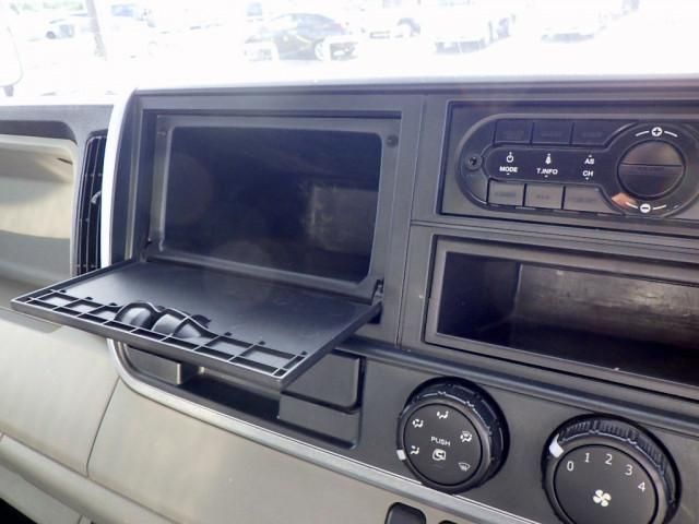 MITSUBISHI CANTER 2019