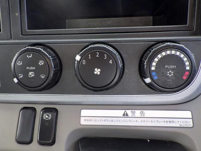 MITSUBISHI CANTER 2019