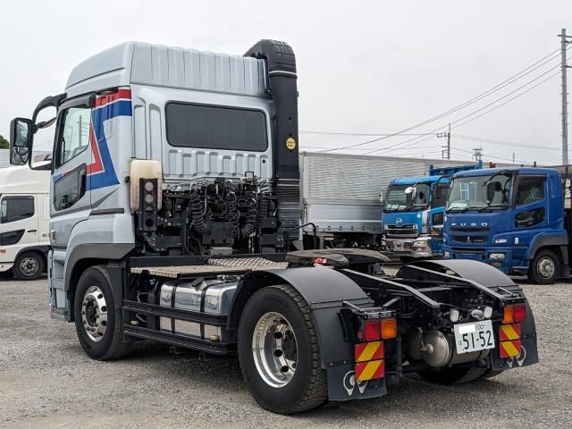 MITSUBISHI FUSOU SUPER GREAT 2022