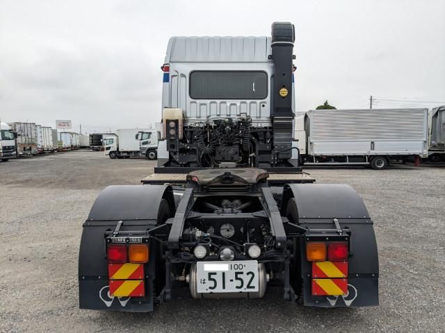 MITSUBISHI FUSOU SUPER GREAT 2022