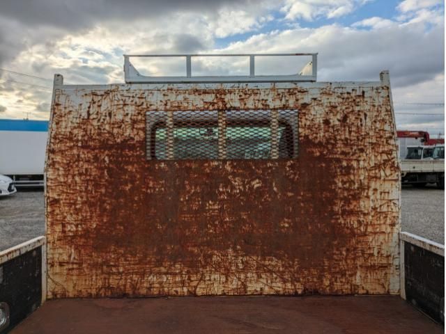 MITSUBISHI CANTER 2019