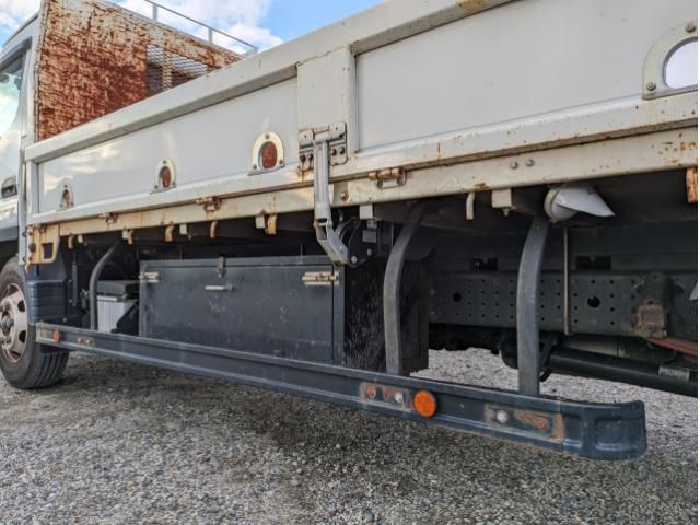 MITSUBISHI CANTER 2019