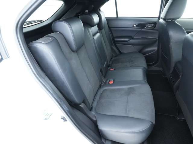 MITSUBISHI ECLIPSE CROSS 4WD 2024