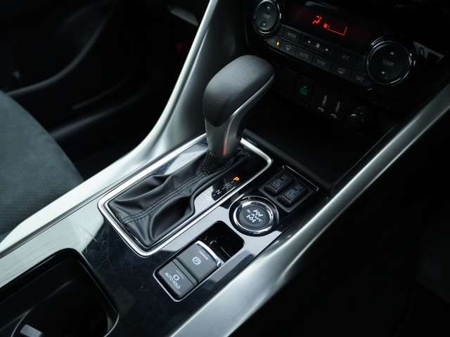 MITSUBISHI ECLIPSE CROSS 4WD 2024