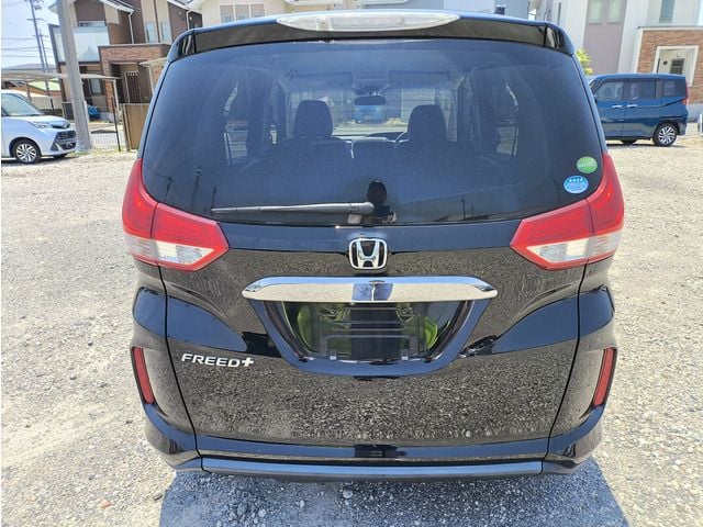 HONDA FREED plus 2016