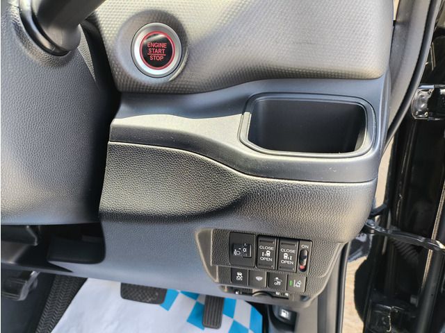 HONDA FREED plus 2016