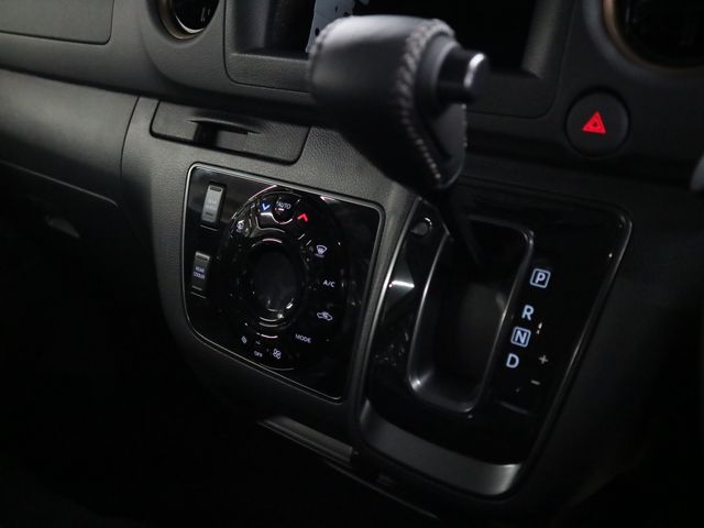 NISSAN CARAVAN van 2WD 2025