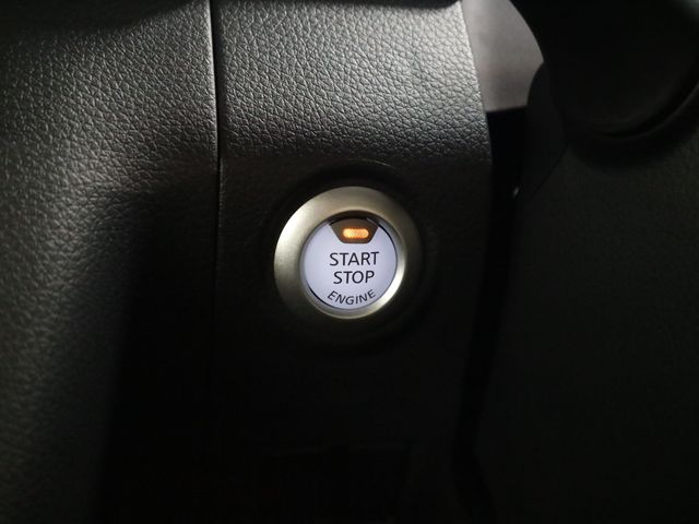 NISSAN CARAVAN van 2WD 2025