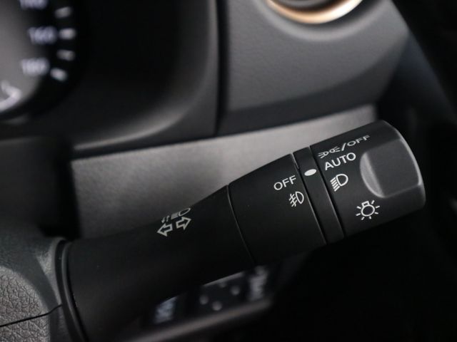 NISSAN CARAVAN van 2WD 2025