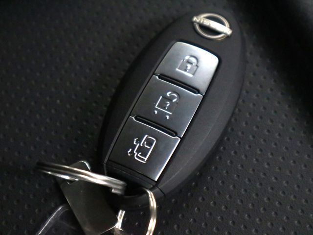 NISSAN CARAVAN van 2WD 2025