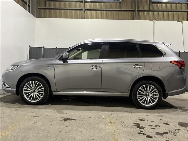 MITSUBISHI OUTLANDER PHEV 2018