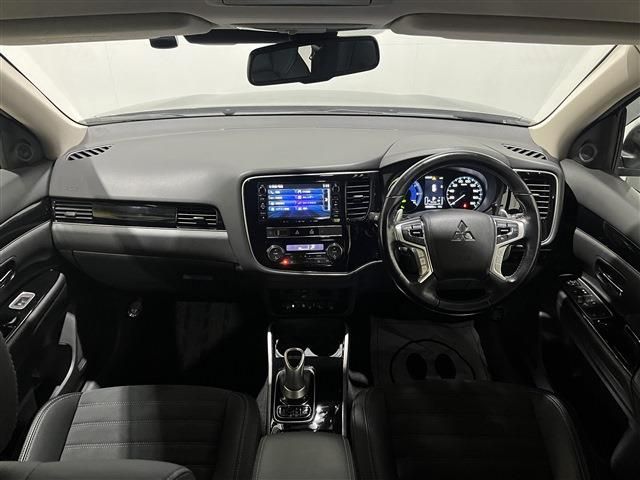MITSUBISHI OUTLANDER PHEV 2018