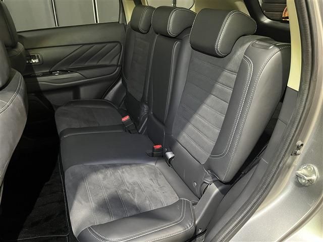 MITSUBISHI OUTLANDER PHEV 2018