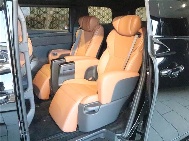 TOYOTA VELLFIRE  HYBRID 2024