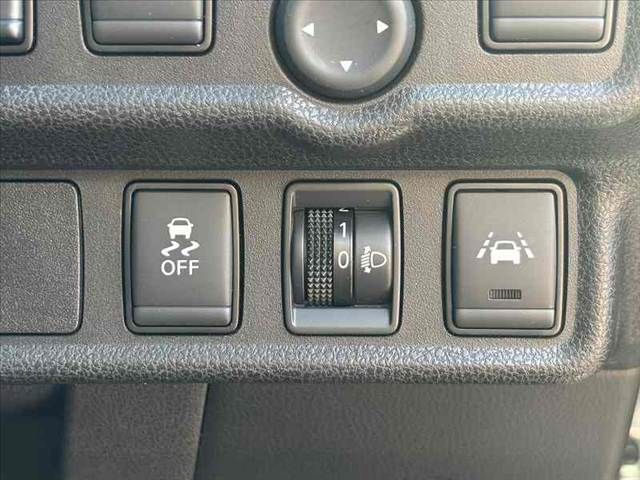 NISSAN NOTE 4WD 2020